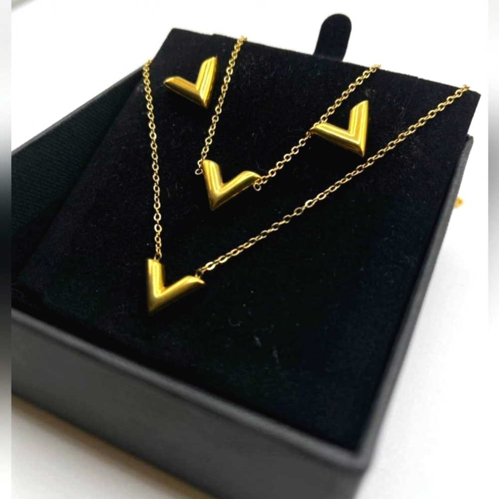 loui volt⚡️necklace/earrings/bracelet jewelry set*new